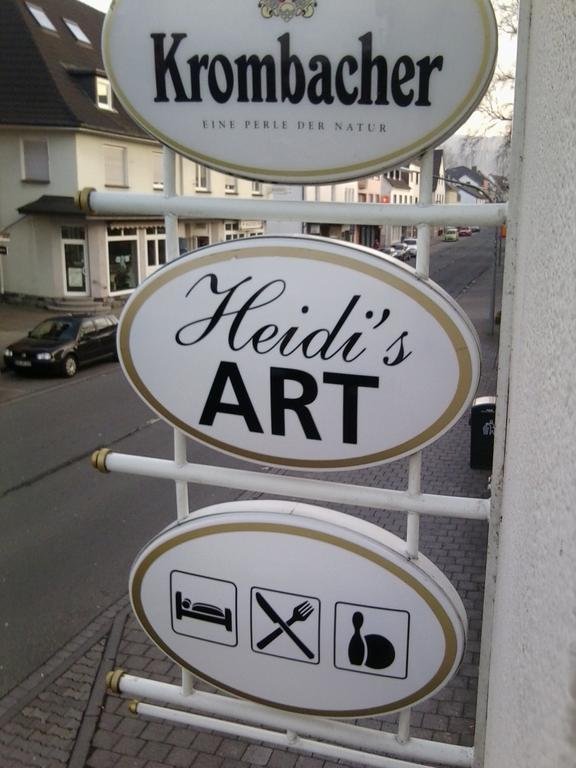 Hotel Heidi'S Art Arnsberg Esterno foto